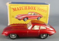 Lesney Matchbox N° 32 Jaguar Type E Rouge Métallisé avec Boite