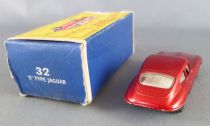 Lesney Matchbox N° 32 Jaguar Type E Rouge Métallisé avec Boite