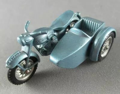 Lesney Matchbox N� 4 Triumph T110 Motorcycle & Sidecar no Box