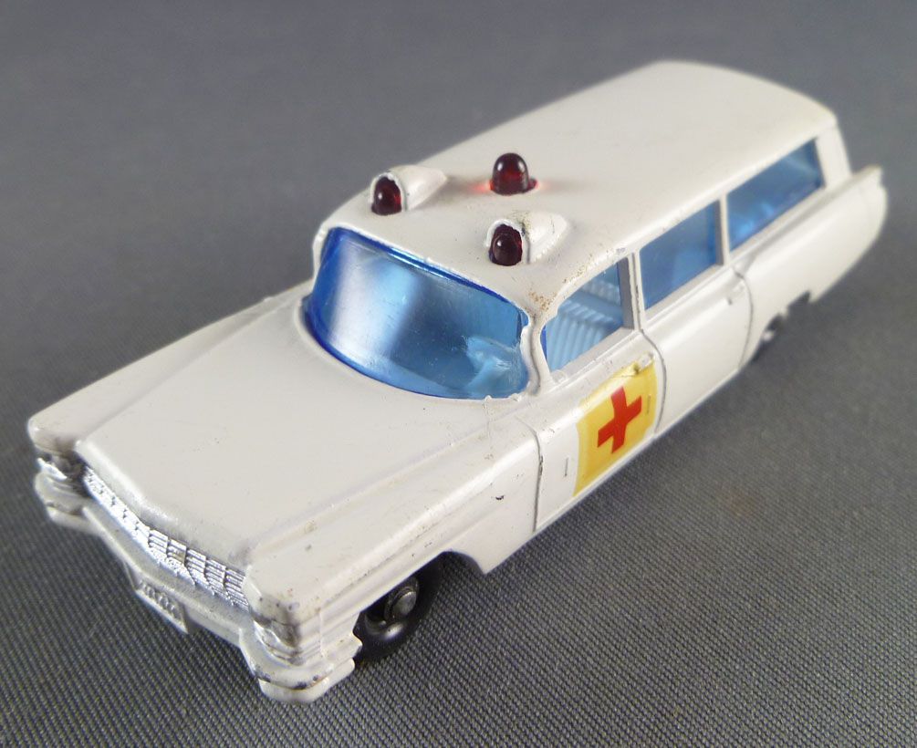 Lesney Matchbox N 54 S S Cadillac Ambulance Blanche