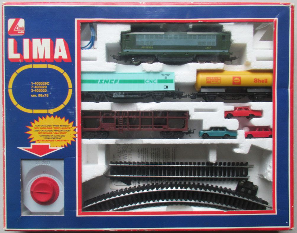 Lima-Pair of special tracks-h0 