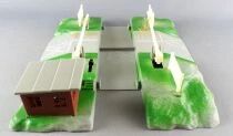 Lima 60 0021 Ho Level Crossing Mint in Box