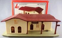 Lima 60 0045 Ho Country Train Station Mint in Box