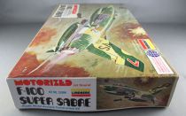 Lindberg - N°2509M Avion Chasse USAF Motorisé F-100 Super Sabre 1/48 Neuf Boite