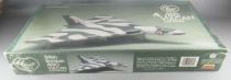 Lindberg - N°5303 British Bomber Avro Vulcan 1:96 Plastic Kit MISB