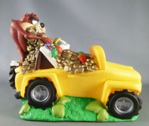 Looney Tunes - 18cm Bank 1998 Bullyland - Taz & Bugs Bunny Jeep Treasure 