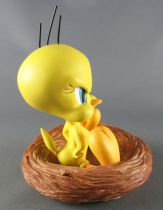 Looney Tunes - Demons & Merveilles Resin Figure - Tweety in it Nest
