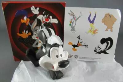 Looney Tunes - Figurine McDonald\'s 2020 - P�p� le Putois #2 Neuf Boite