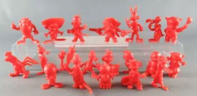 Looney Tunes - Figurine Pr�mium Monochrome GF - S�rie Compl�te 20 Pi�ces (Rouge)