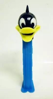 Looney Tunes - PEZ dispenser - Daffy Duck (patent number 3.942.683)