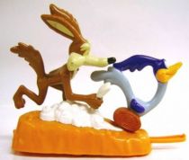 Looney Tunes - Premium Figures - Road Runner & Wile E. Coyote