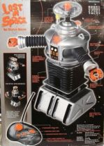 Lost in Space : the series - 2 feet tall Radio Control B-9 Robot - Trendmasters -  Mint on card