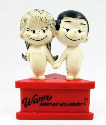 Love is... - Figurine PVC Maia Borges - Le couple sur socle \ Wann sehen wir uns wieder?\  - Minikim Caribbean 1988