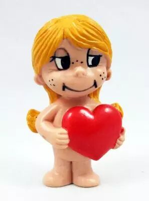 Love is... - Maia Borges PVC Figure - Woman with heart - Minikim Caribbean 1988