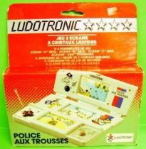 Ludotronic - Multi-Screen Handheld Game - Police chases