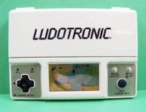 Ludotronic - Handheld Game 3 Ecrans - Jannot La Chance 01