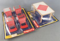 Lundby of Sweden # 2511 2500 - Continental Kitchen 4 x Red Wooden Chairs + White Table Red & White Fabric Dolls House MOC