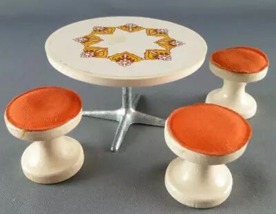 Lundby of Sweden - 3 Tabouret Rond Tissus Orange + Table Cuisine Ronde Design Maison de Poup�es