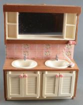 Lundby of Sweden - Meuble Lavabo Eclairé Murs Carreaux Rose Maison de Poupées