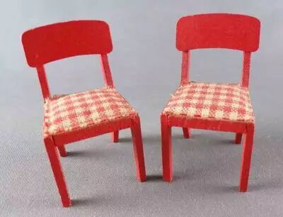 Lundby of Sweden R�f 2511 - Cuisine Continental 2 Chaises Rouge Tissus Carreaux Rouge & Blanc Maison de Poup�es