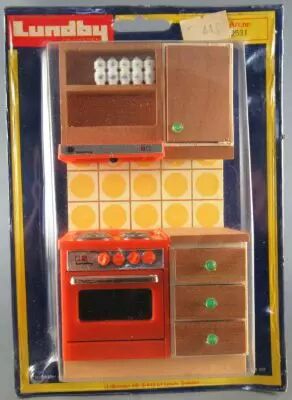 Lundby of Sweden R�f 2531 - Cuisine Continentale Jaune Cuisini�re Four Meuble Maison de Poup�es Neuf Blister