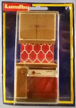 Lundby of Sweden Réf 2552 - Cuisine Continentale Rouge Lave Vaisselle Panière Placards Neuf Blister Meuble Maison de Poupées