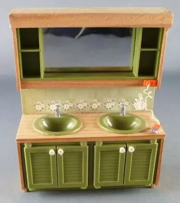 Lundby of Sweden R�f 8832 - Meuble Double Lavabo Eclairable Murs Carreaux Vert Maison de Poup�es