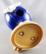 M&M\'s candy dispenser - Blue Basketball Player under the Basket