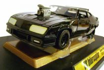 Mad Max - V8 Interceptor 1:24 - DDA collectibles