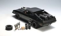 Mad Max 2 The Road Warrior - Diecast V8 Interceptor 1:18 - AutoArt