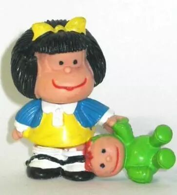 Mafalda with doll (blue & yellow) Comics Spain pvc figure