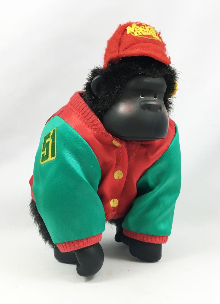 Ancienne Peluche Singe Magical Murphy veste verte rouge 1987