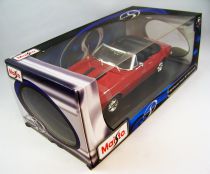 Maisto Special Edition 1967 Chevrolet Camaro SS 396 Convertible 1/18ème (Diecast Metal)