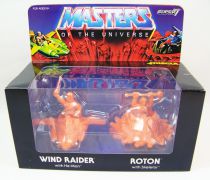 Maitres de l\'Univers - M.U.S.C.L.E. Wind Raider & Roton (orange) - Super7