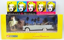 Marilyn Monroe - Ford Thunderbird 1/36ème avec figurine - Corgi