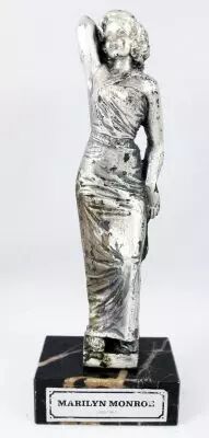 Marilyn Monroe - Statue en m�tal inject� 16cm - Daviland France 1978