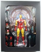 Marvel - Mezco One:12 Collective Figure - The Invincible Iron Man