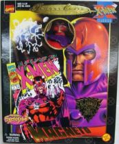 Marvel Famous Covers - Magneto