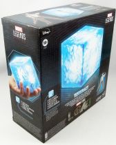 Marvel Legends - Loki & Tesseract (Electronic Cosplay Accessory)- Serie Hasbro