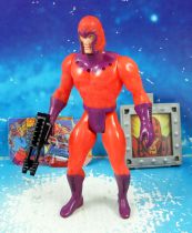 Marvel Secret Wars - Magneto (loose with cardback) - Mattel
