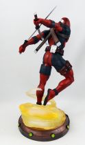 Marvel Select Gallery Diorama - Comic PVC Statue - Deadpool