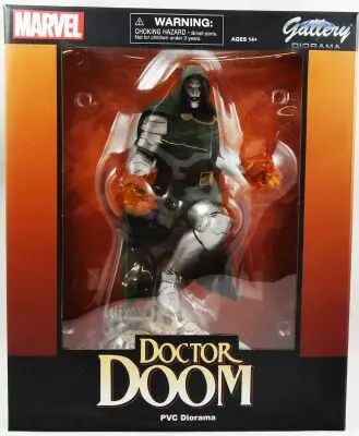 Marvel Select Gallery Diorama - Comic PVC Statue - Doctor Doom