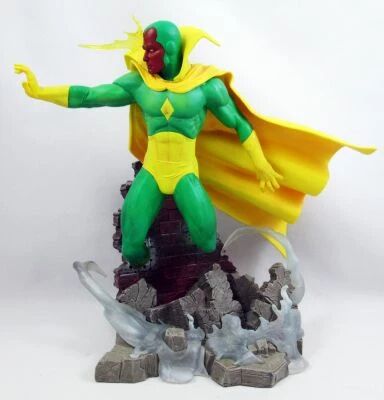 Marvel Select Gallery Diorama - Comic PVC Statue - Vision