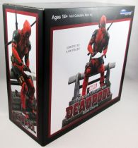 Marvel Select Premier Collection - Resin Statue - Deadpool