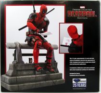 Marvel Select Premier Collection - Resin Statue - Deadpool
