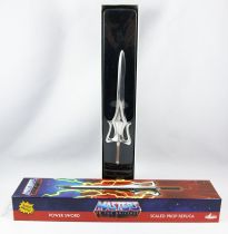 Masters of the Universe - He-Man\'s Power Sword Scaled Metal Prop Meplica - Factory Entertainment