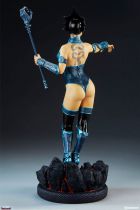 Masters of the Universe - Sideshow Collectibles - Evil-Lyn (classic colors) - 14\  resin statue