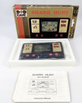 Matsushima (Liwaco) - Handheld POP Game - Shark Hunt 