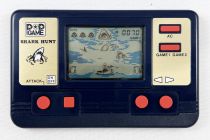 Matsushima (Liwaco) - Handheld POP Game - Shark Hunt 