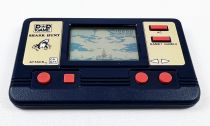 Matsushima (Liwaco) - Handheld POP Game - Shark Hunt 